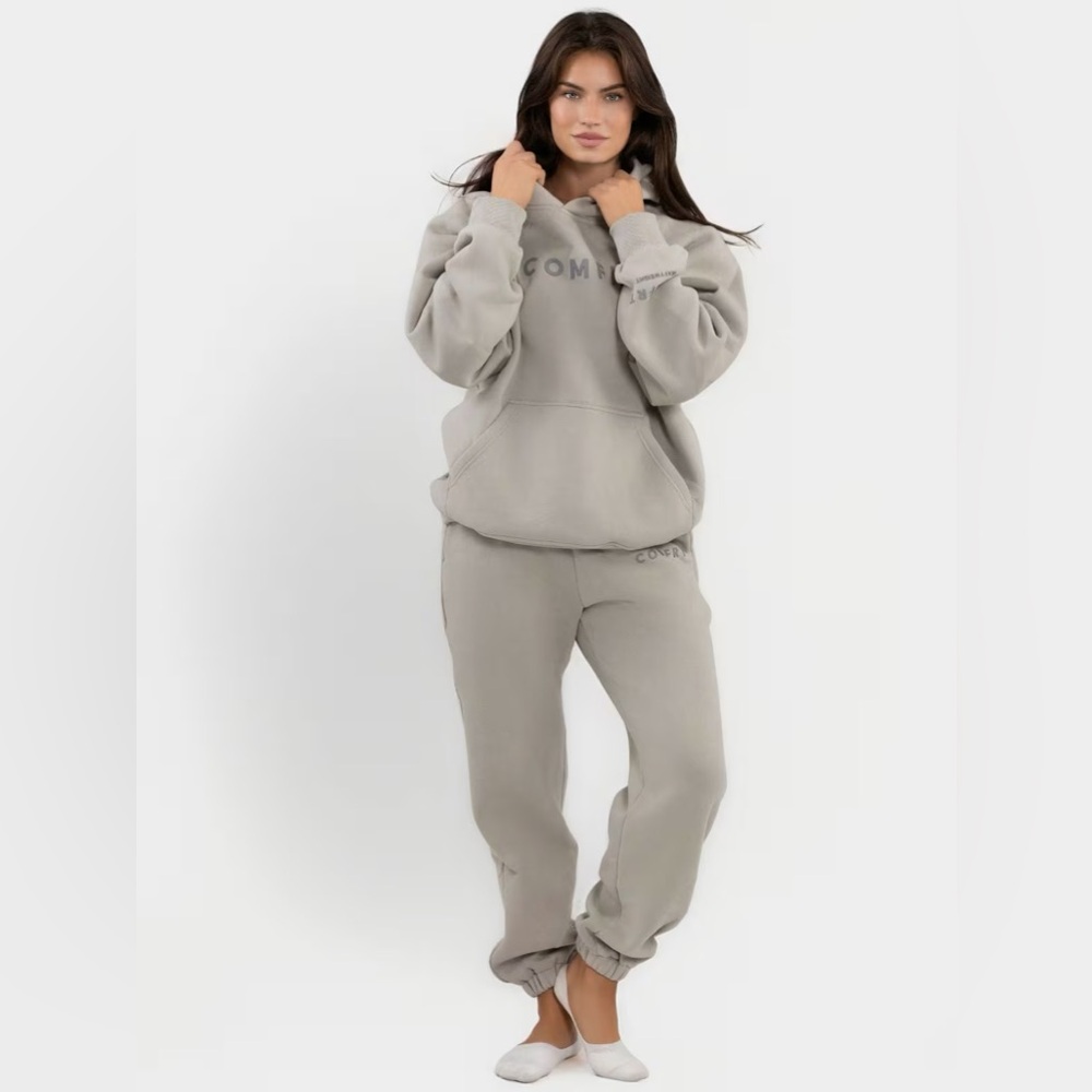 Comfrt Tranquil Set in Cement